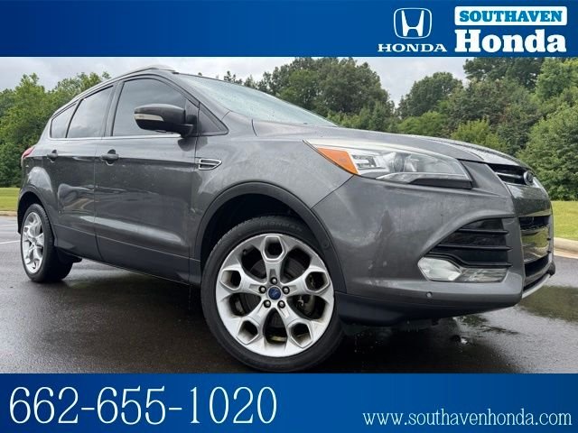 2015 Ford Escape Titanium's photo