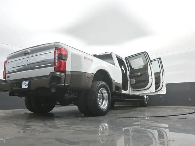 New 2026 Star White Metallic Tri-Coat Ford F-350® King Ranch® image 46