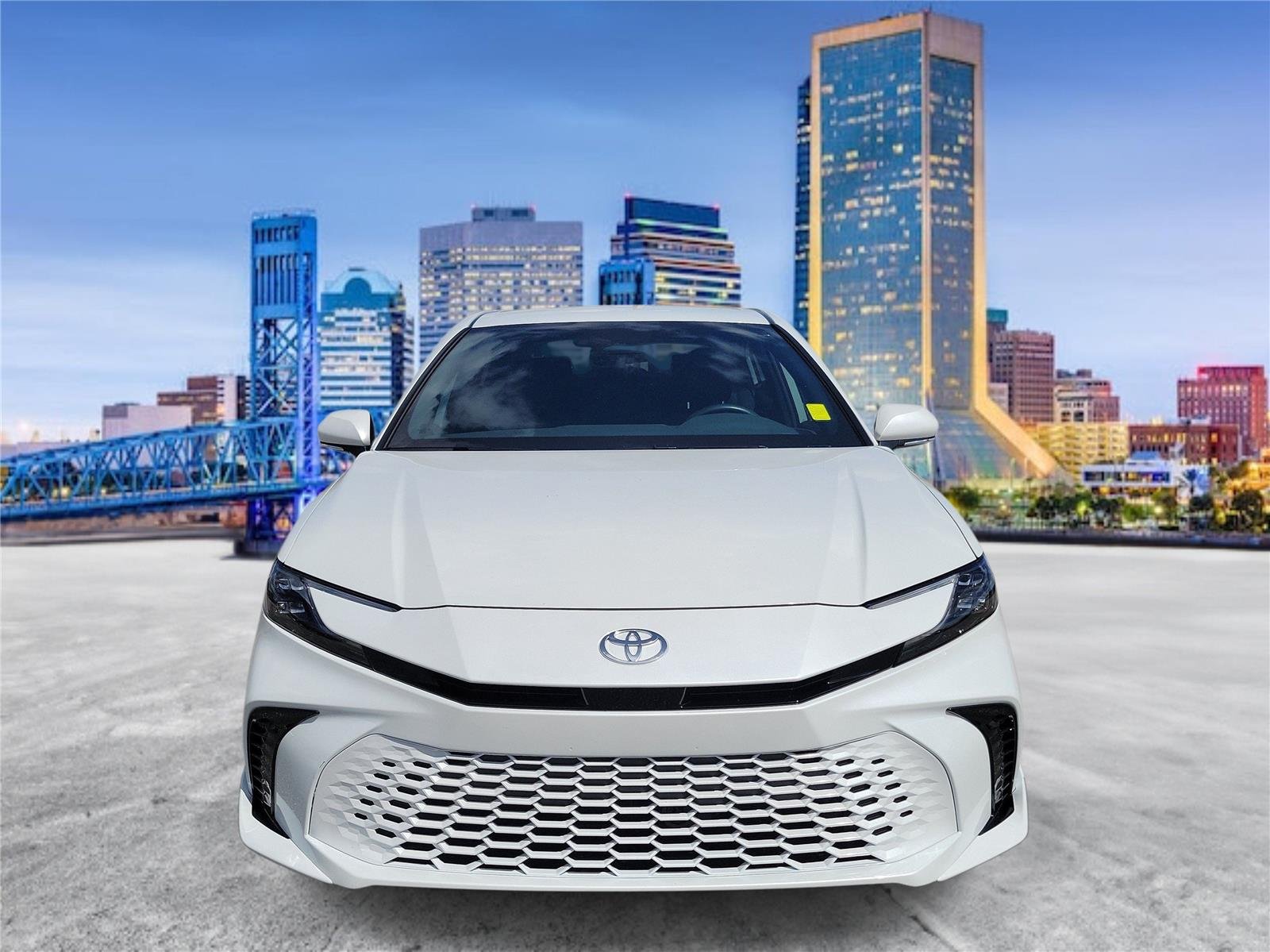 Used 2026 Wind Chill Pearl Toyota XSE image 5