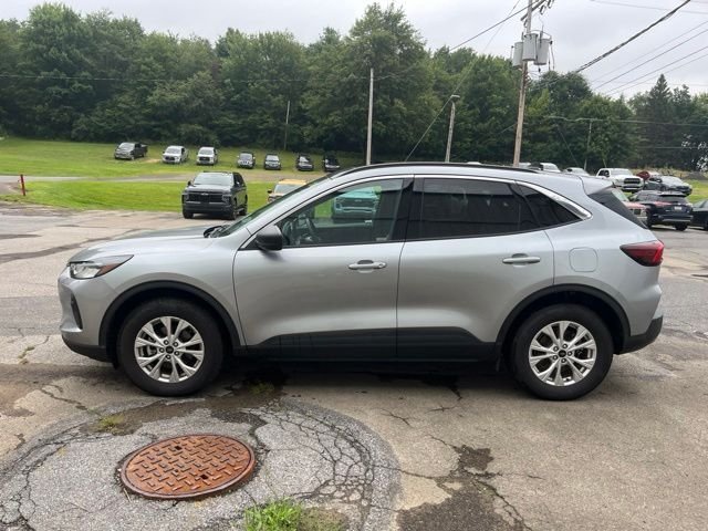 Used 2024 Silver Ford Active image 9