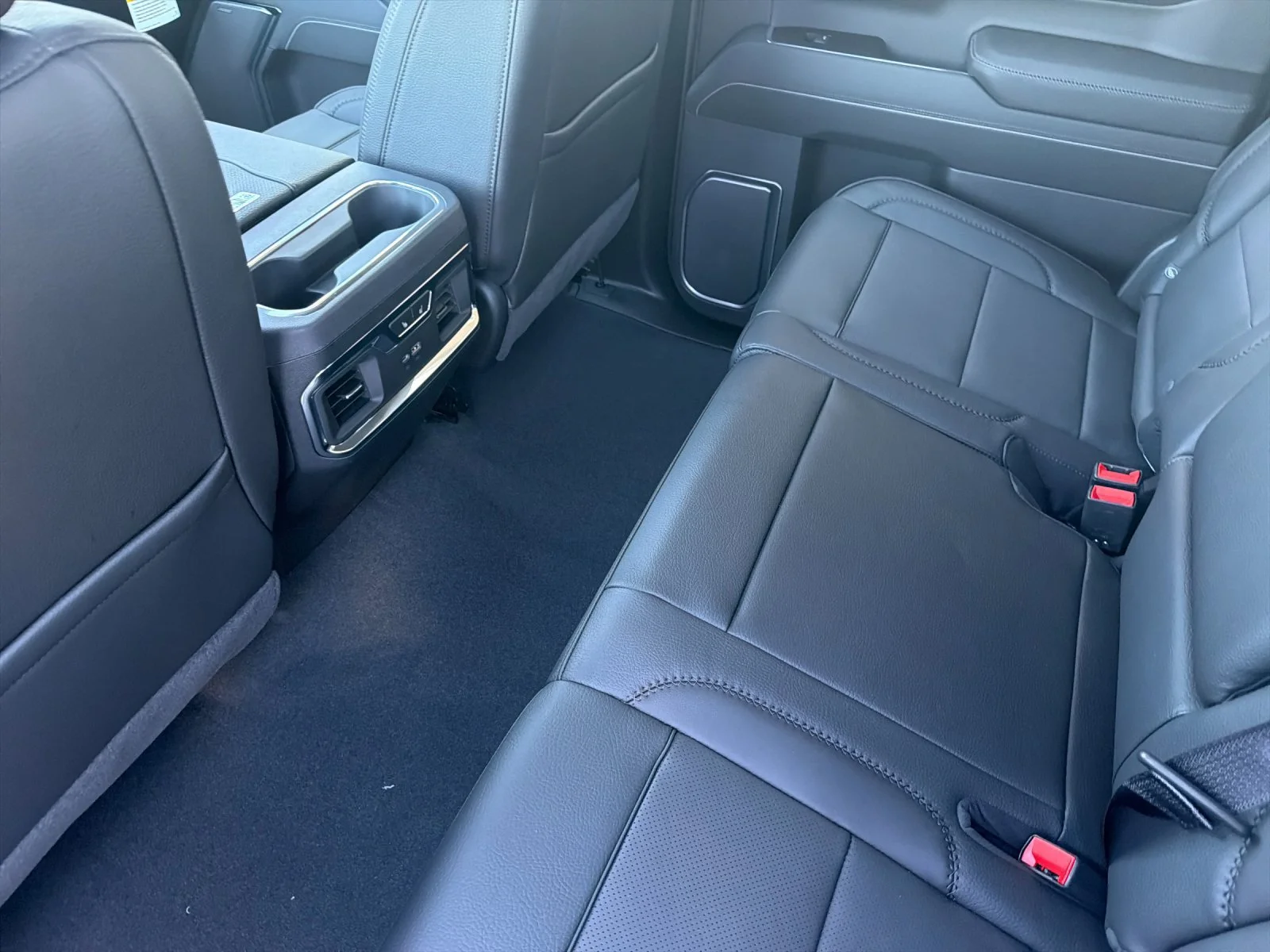 2026 GMC Sierra 1500 Denali - Photo 11
