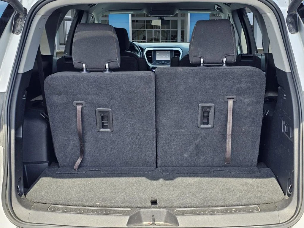 Used 2019 QUICKSILVER METALLIC GMC SLE image 12