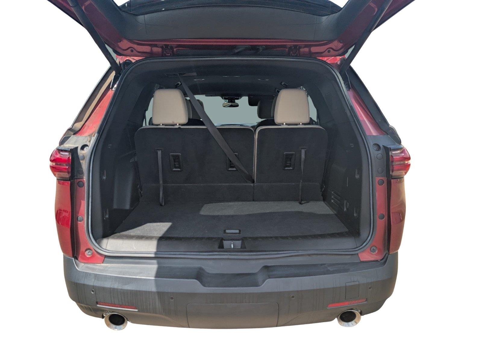 Used 2023 RADIANT RED TINTCOAT Chevrolet LT Cloth image 38