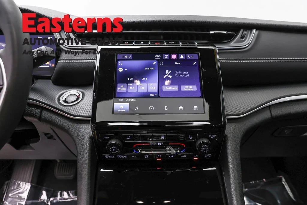 Used 2024 Black Jeep Altitude image 12
