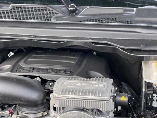 New 2026 Serrano-Green Metallic Exterior Paint RAM Laramie image 42