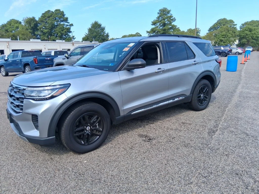 2025 Ford Explorer