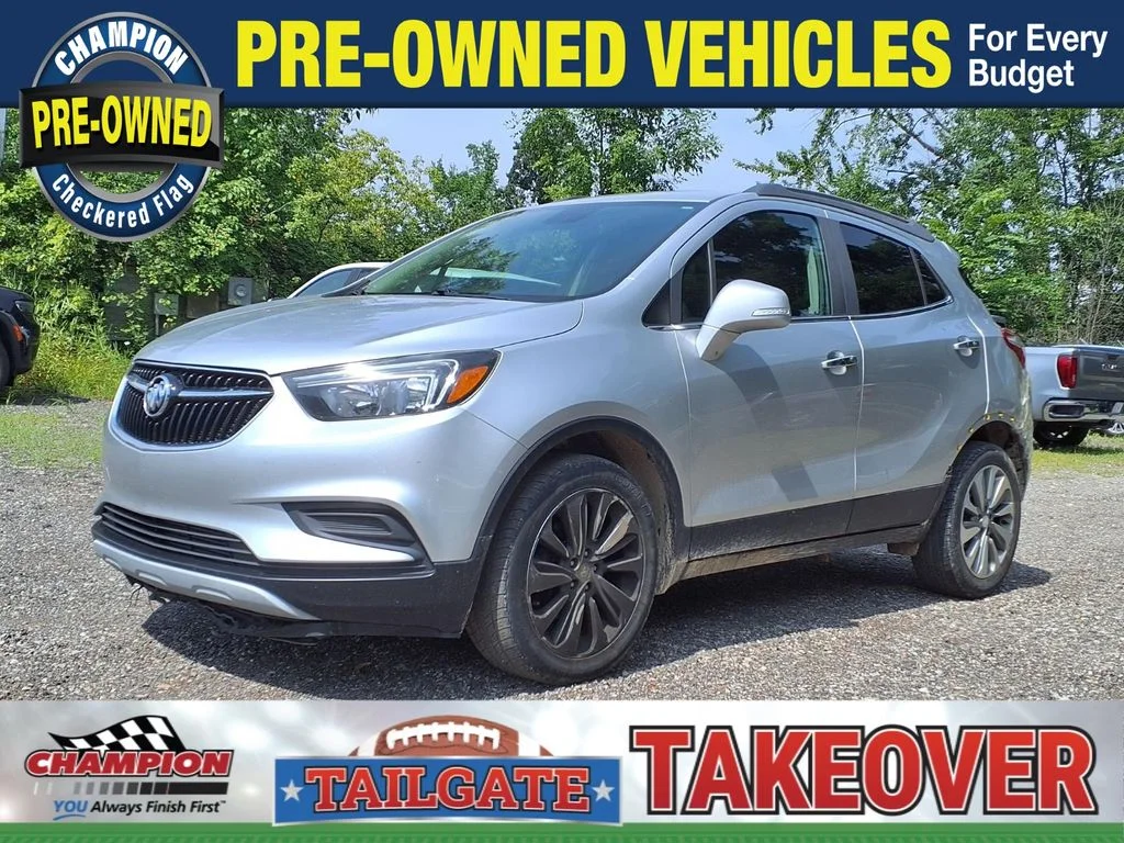 Used 2017 Silver Buick Preferred image 1