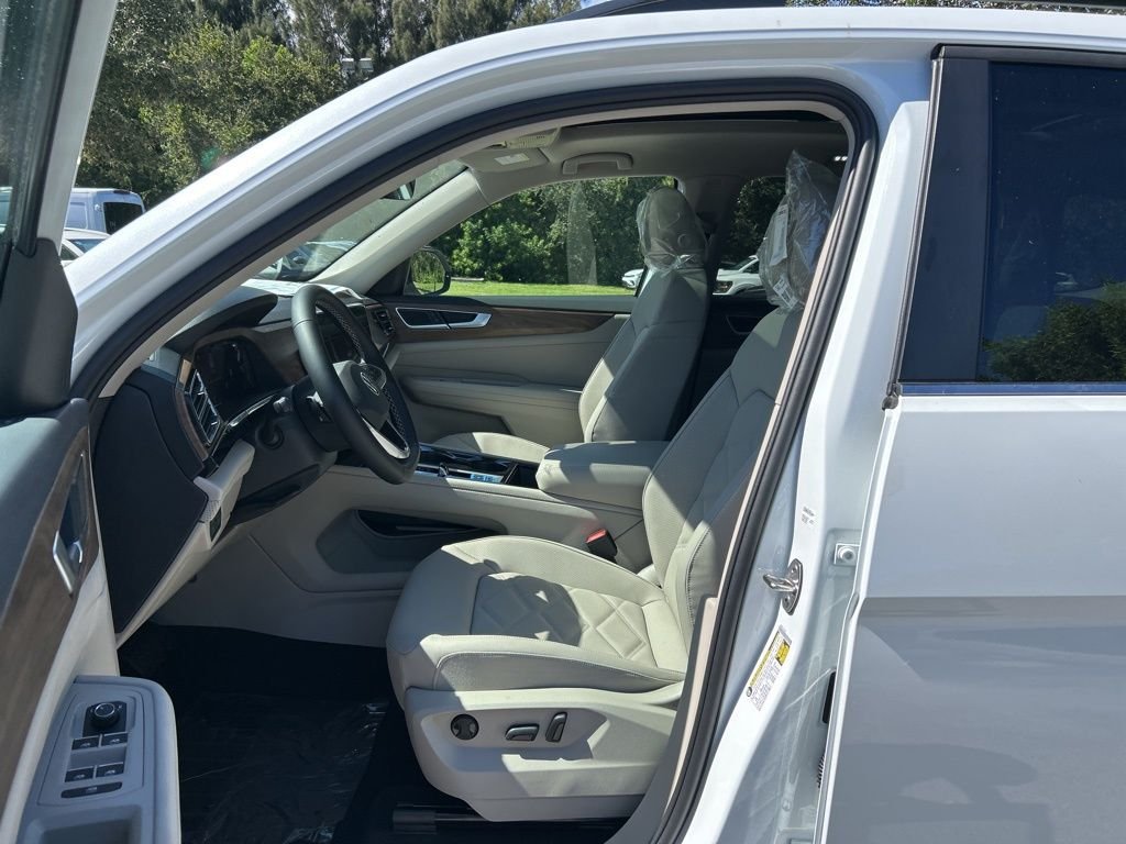 2026 Volkswagen Atlas SE w/Tech - Photo 9