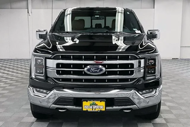 Used 2023 Agate Black Metallic Ford Lariat image 4