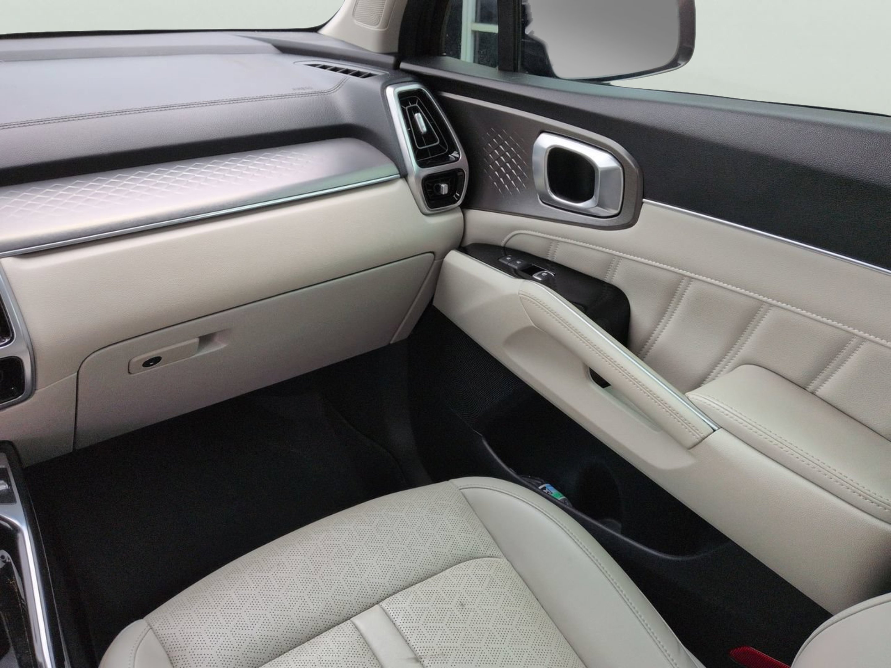 Certified Used 2021 Gravity Grey Kia SX image 15