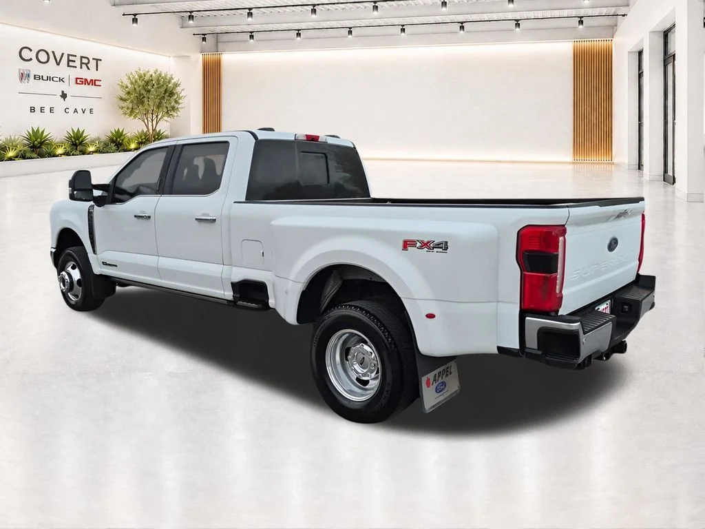 Used 2023 White Ford Lariat image 11