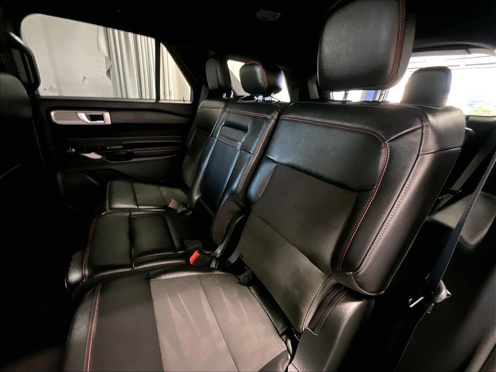 Used 2023 Blue Ford ST-Line image 15