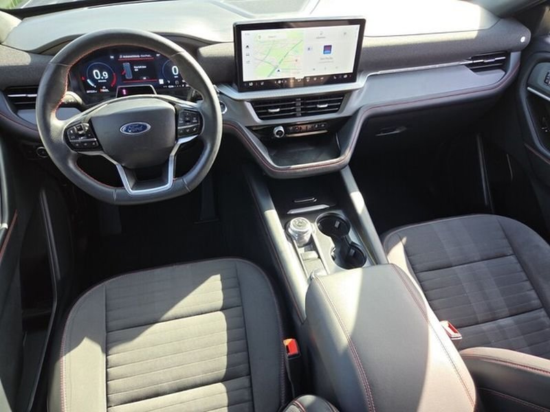 Used 2025 Carbonized Gray Metallic Ford ST-Line image 11