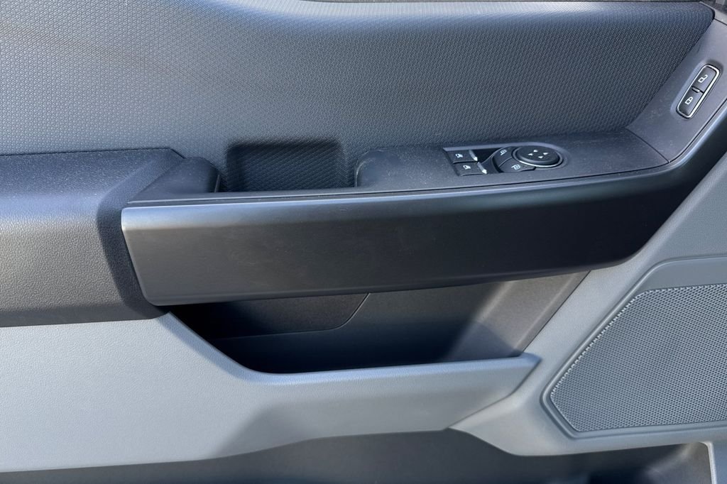 2025 Ford F-150 XL - Photo 8