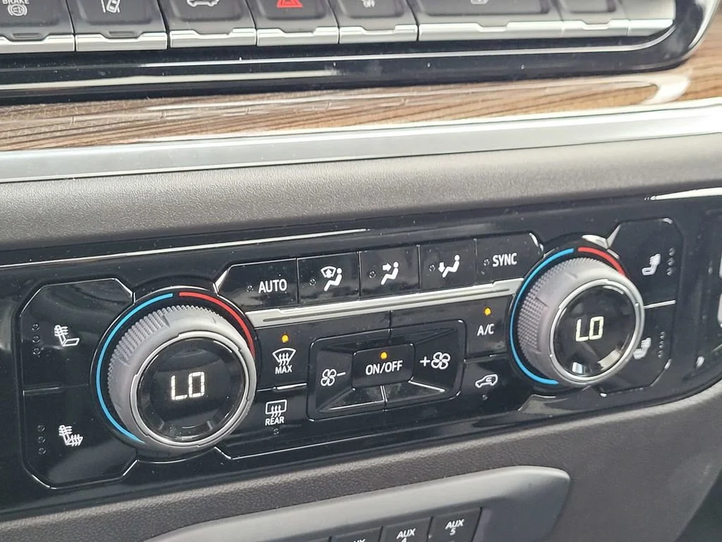 2025 Chevrolet Silverado 3500HD LT - Photo 16