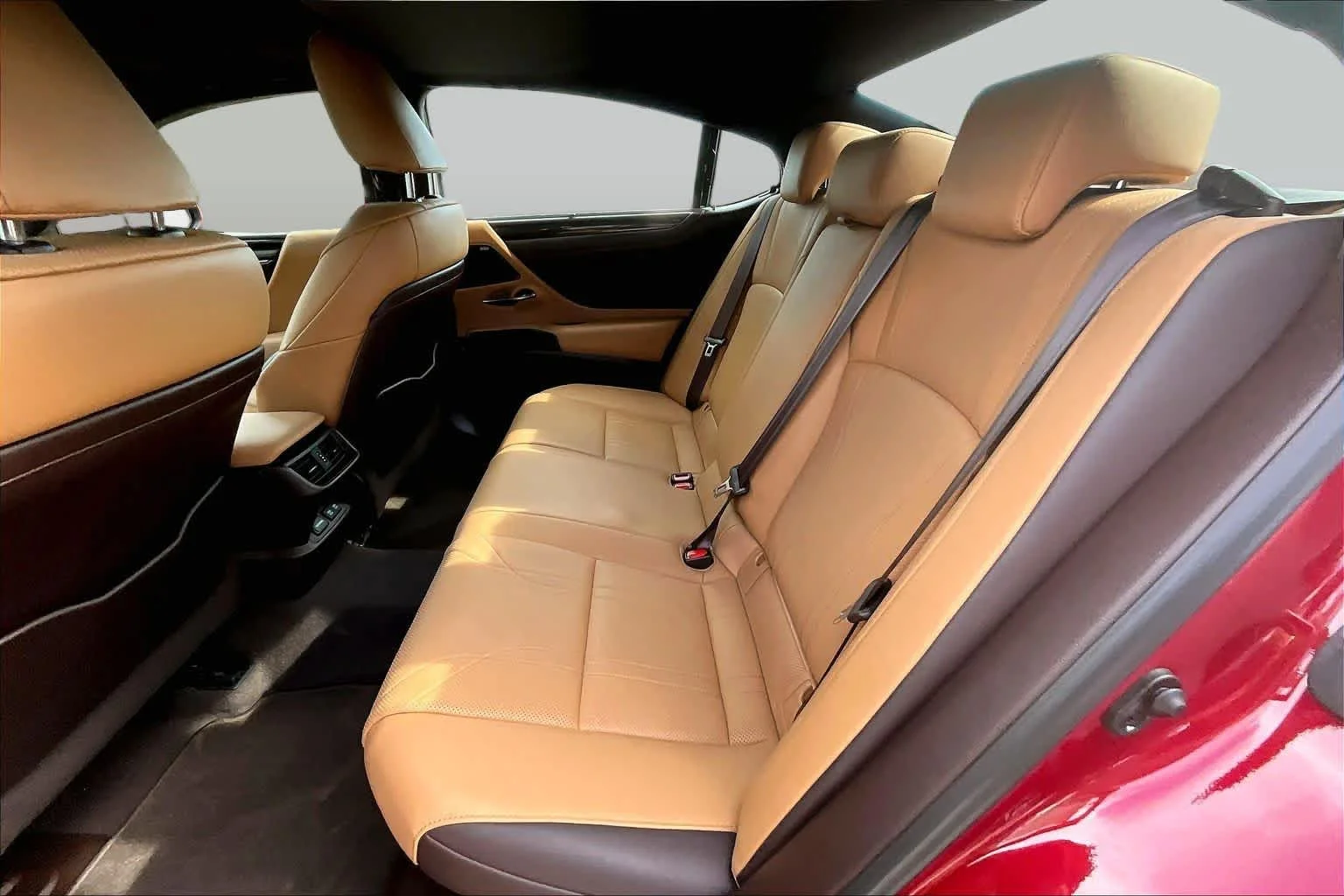 Used 2019 Matador Red Mica Lexus Ultra Luxury image 21