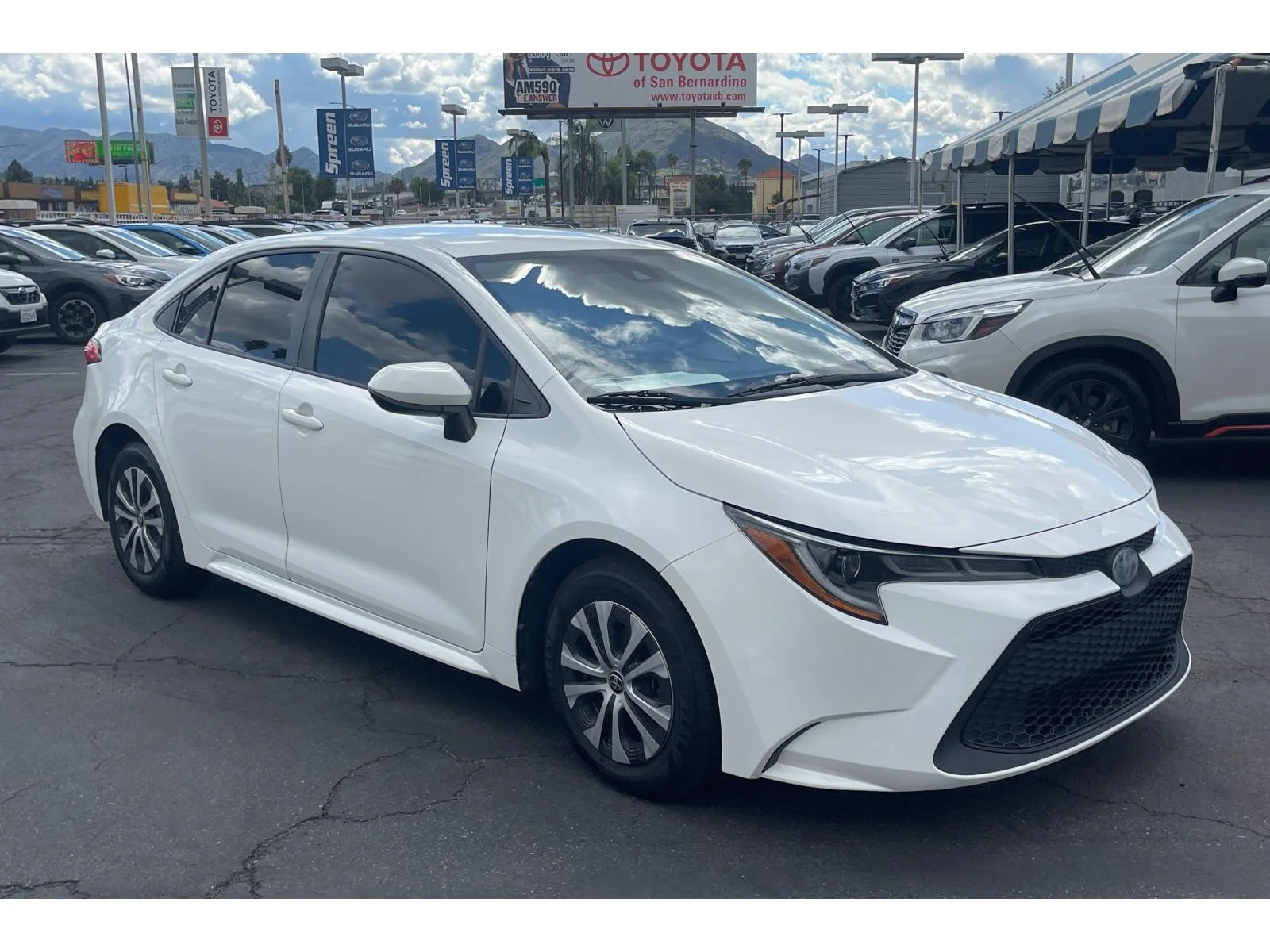 Used 2022 WHITE Toyota Hybrid LE image 8