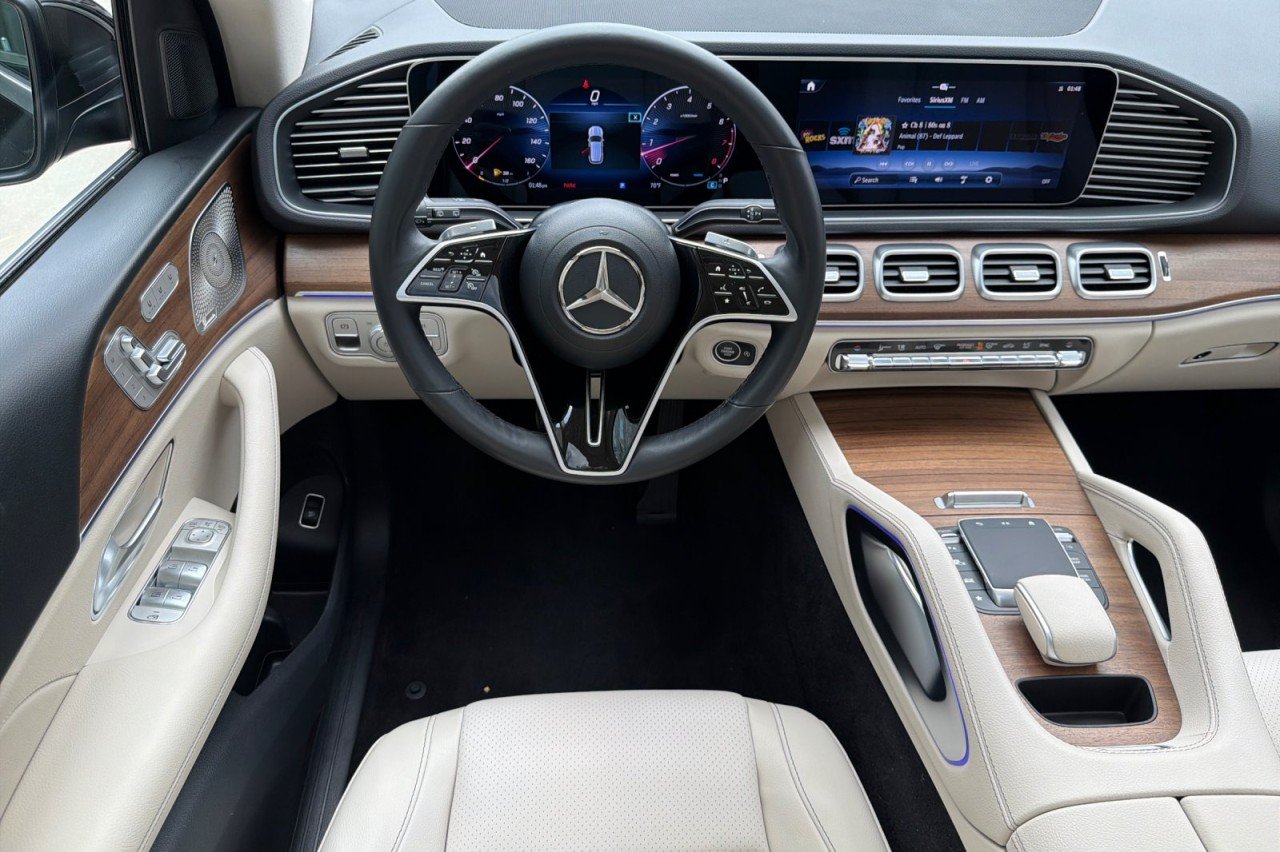 Certified Used 2024 Black Mercedes-Benz GLE 350 image 13