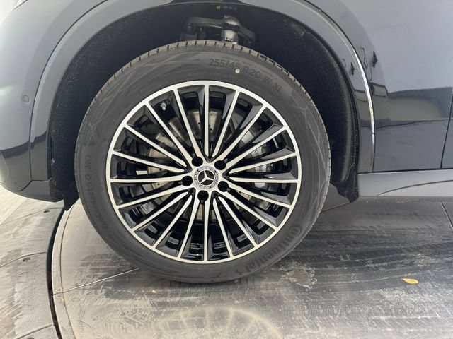 New 2026 Black Mercedes-Benz GLC 300 image 58