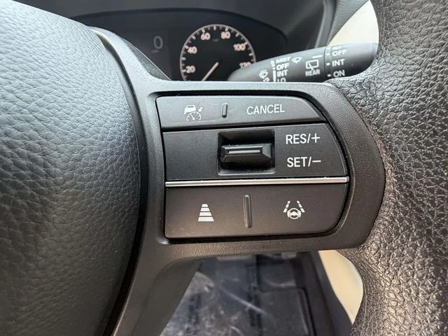 Used 2023  Honda LX image 21