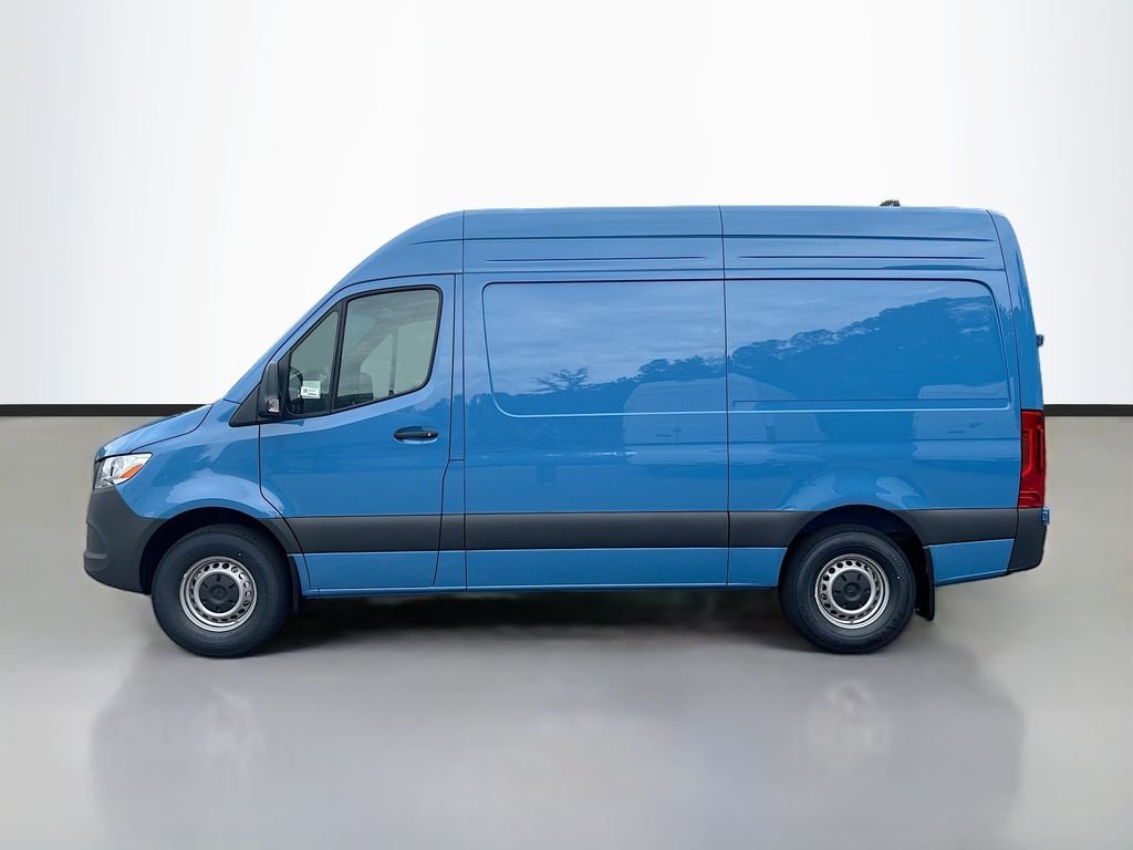 New 2026  Mercedes-Benz Cargo 144 WB image 9