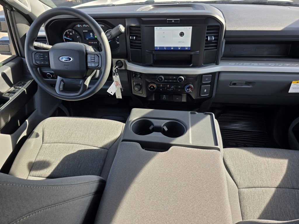 New 2026 Oxford White Ford XL image 31