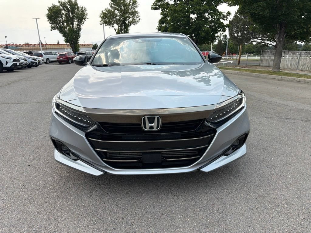 Certified Used 2022 Lunar Silver Metallic Honda Sport image 2