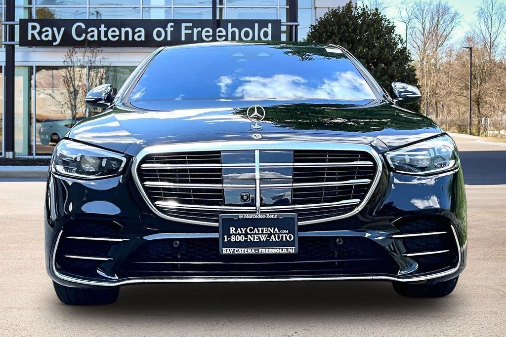 Certified Used 2023 Black Mercedes-Benz S 580 image 3