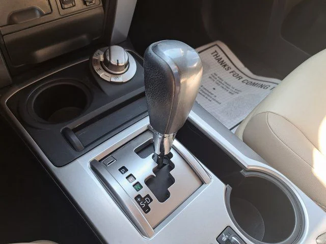 Used 2018 White Toyota SR5 Premium image 21