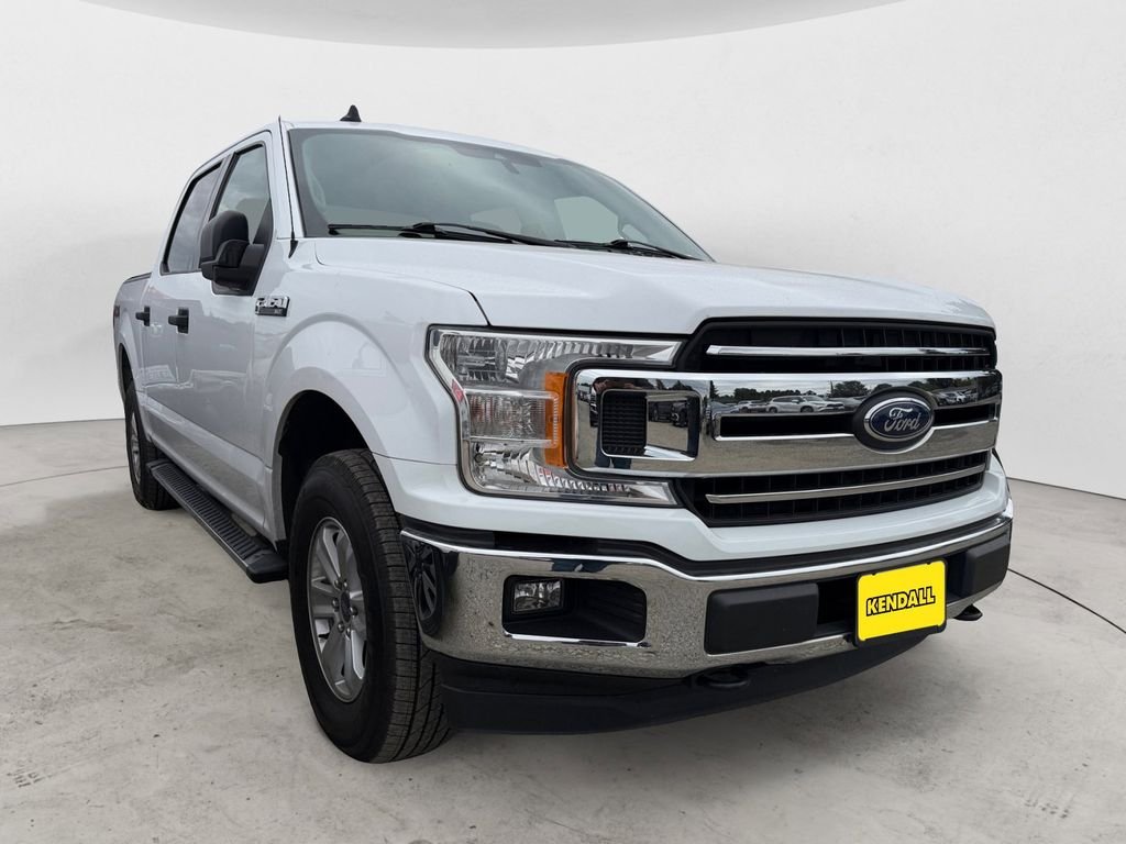 Used 2019 White Ford XLT image 4