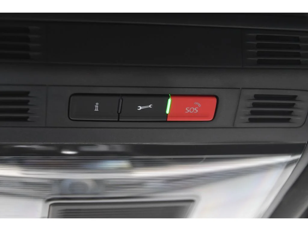 Used 2020 Deep Black Pearl Volkswagen SEL Premium R-Line image 38