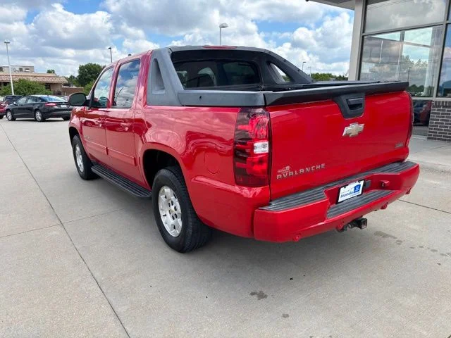 Used 2010 Red Chevrolet LT LT1 image 7