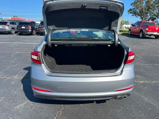 Used 2017 Gray Hyundai Base image 31