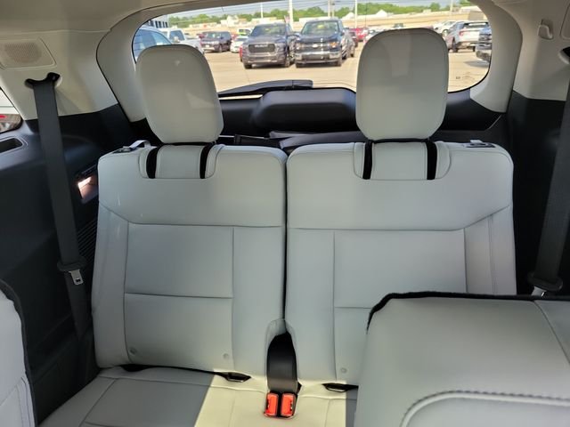 Used 2026 Carbonized Gray Ford Platinum image 23