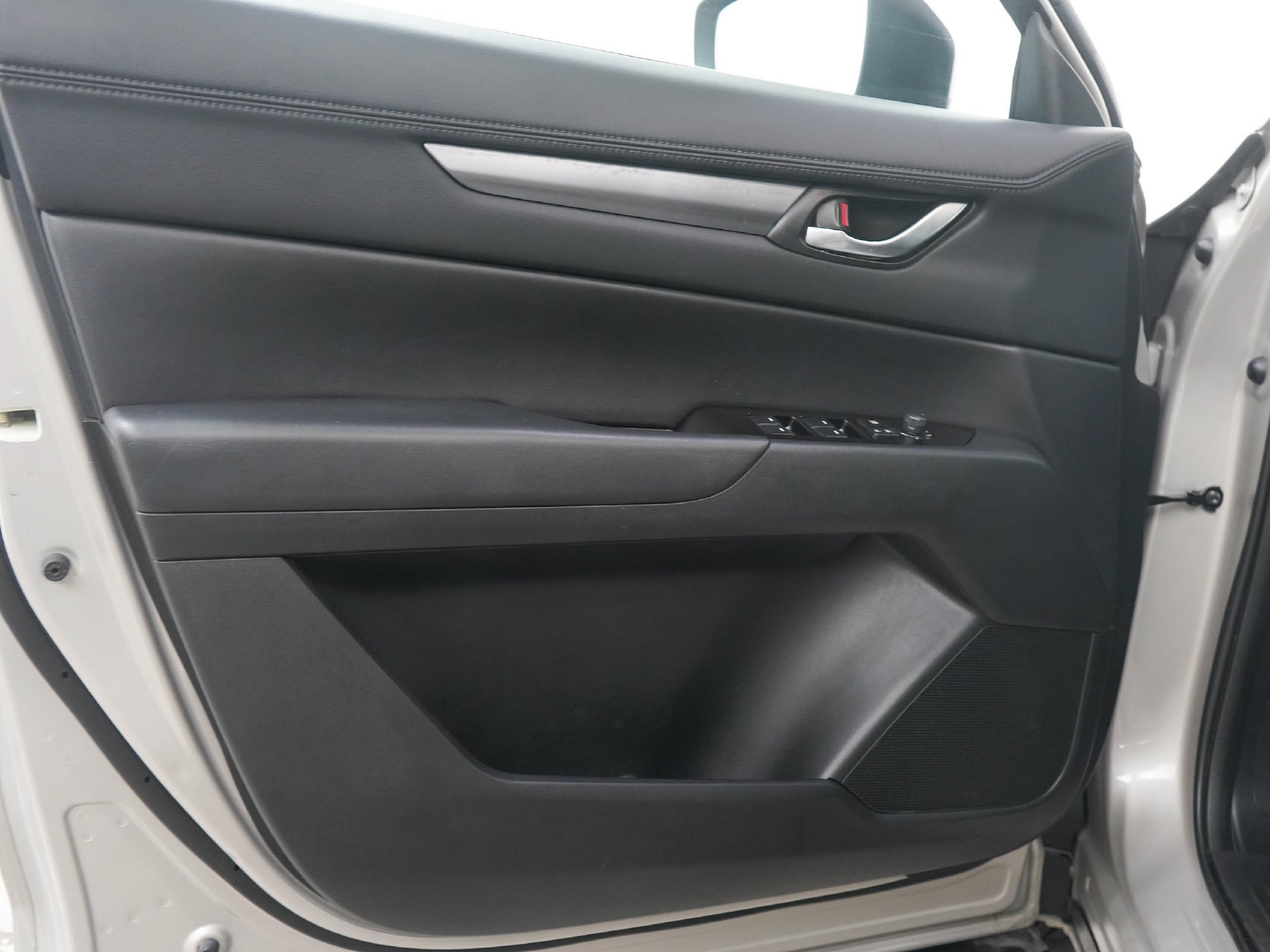 Used 2025 Platinum Quartz Metallic Mazda 2.5 S Select Package image 18