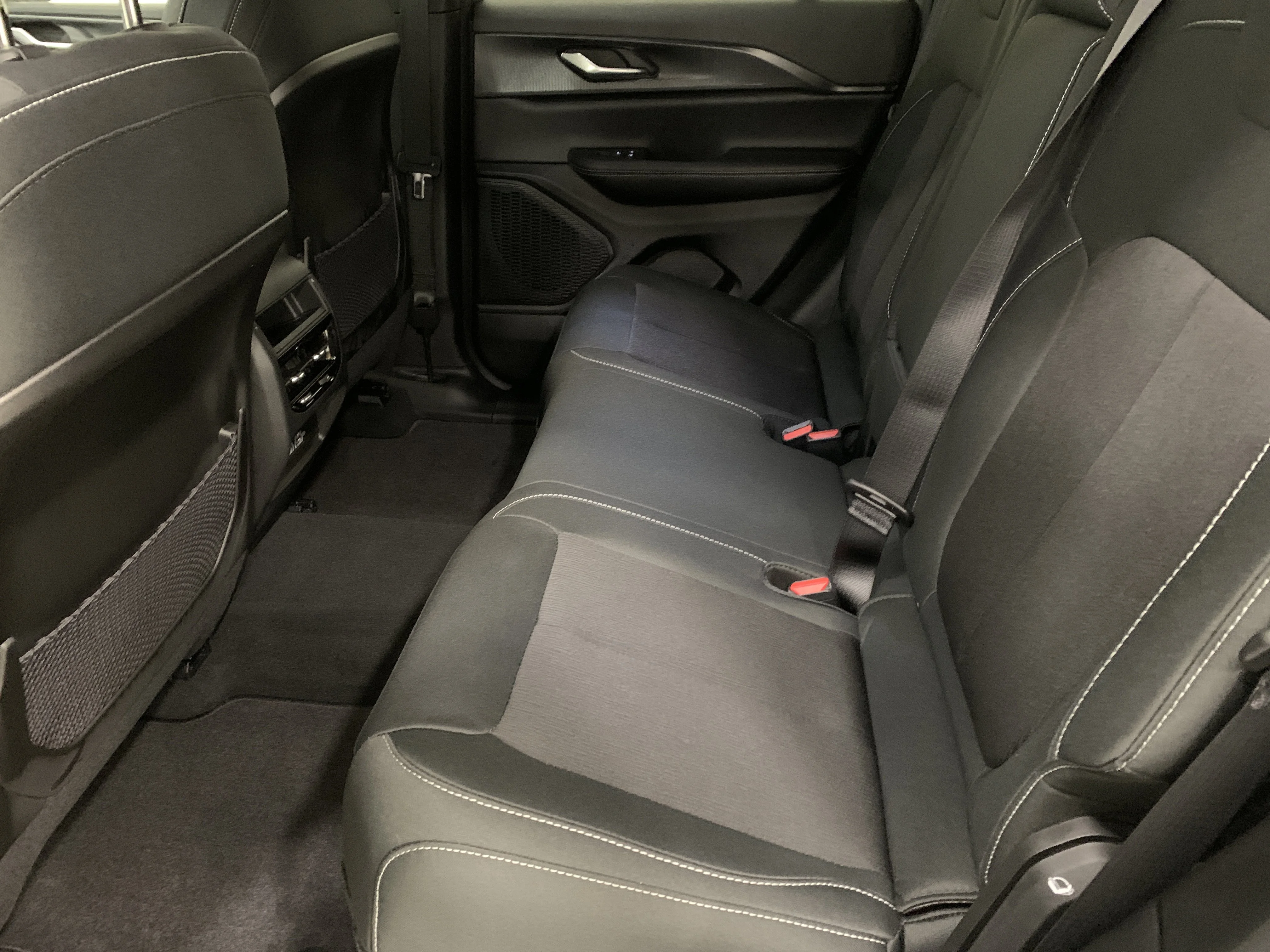 New 2025 Silver Zynith Jeep Laredo image 10
