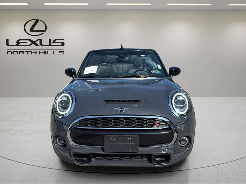 Used 2020 Gray MINI  image 4