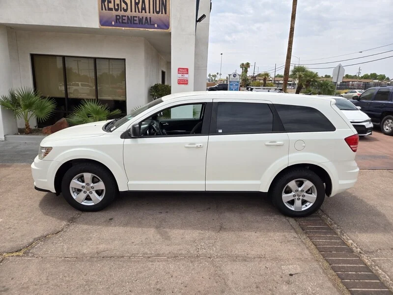 Used 2013 White Dodge American Value Pkg image 2
