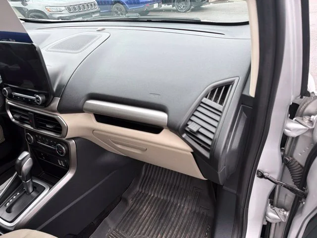 Used 2019 Silver Metallic Ford  image 37