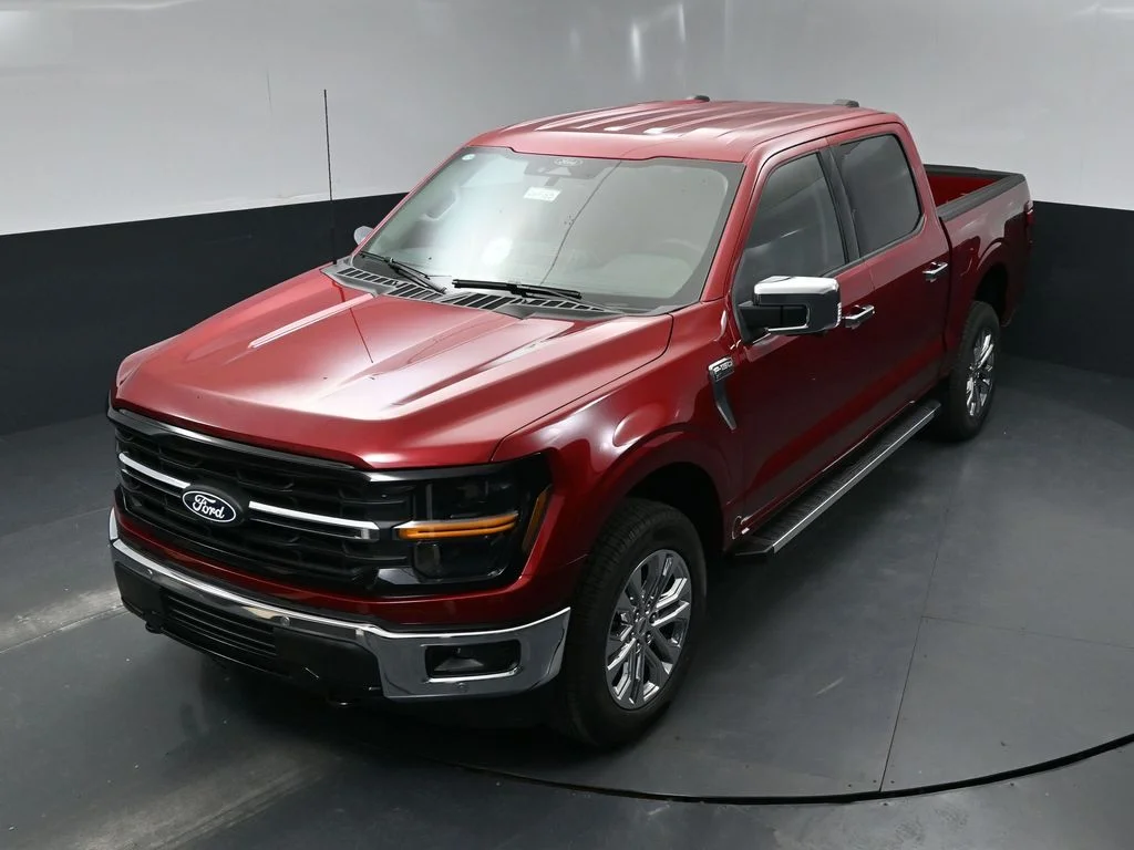 New 2026 Ruby Red Metallic Ford XLT image 33