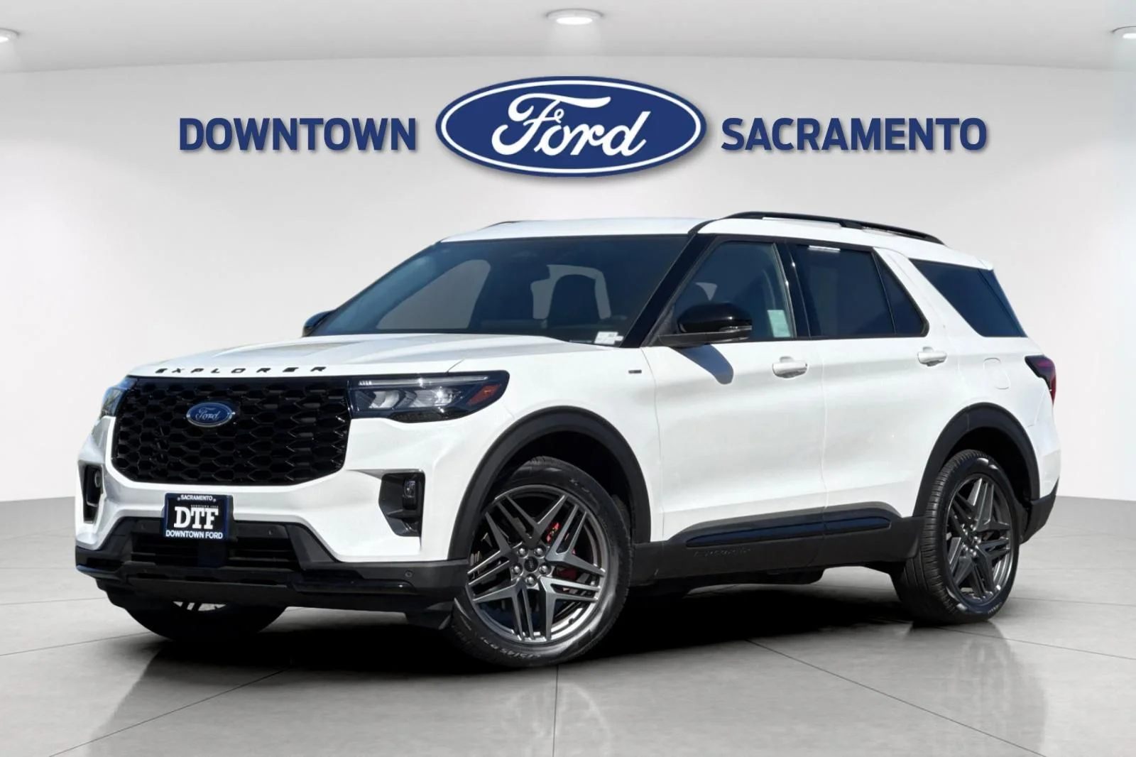Certified Used 2025 White Ford ST-Line image 2