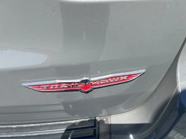 Used 2019 Gray Jeep Trailhawk image 6
