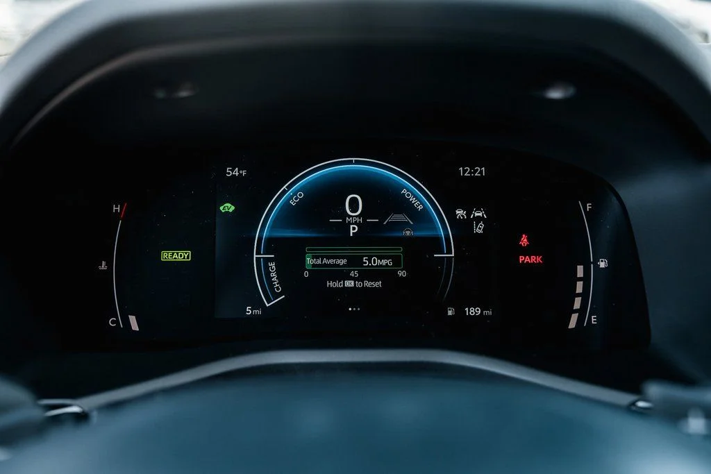 2026 Toyota Camry SE - Photo 14