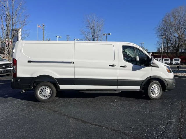 New 2025 White Ford Base image 2