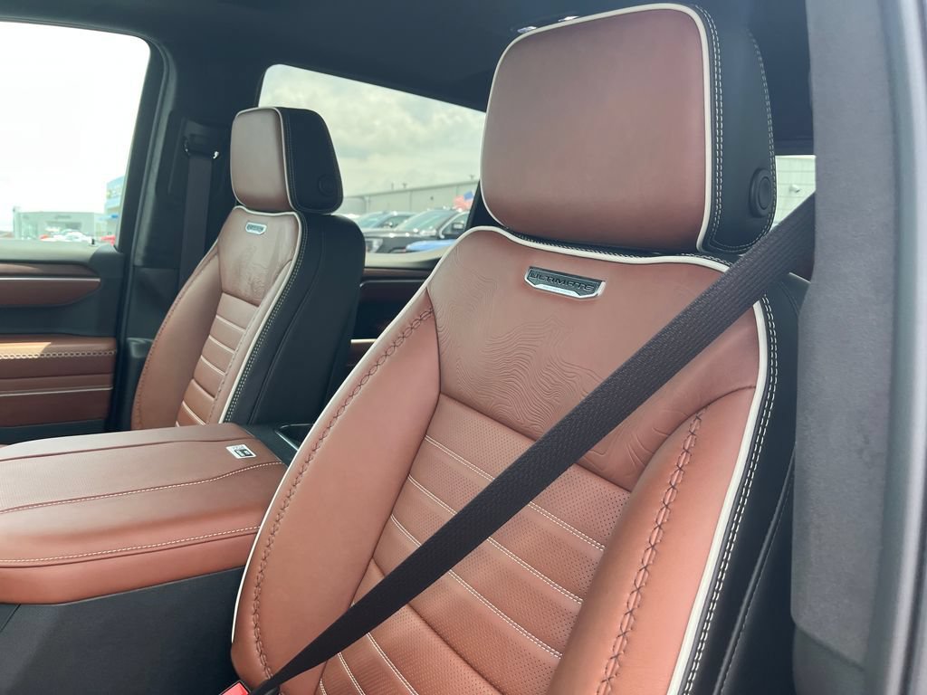 New 2026 Coastal Dune GMC Denali Ultimate image 13