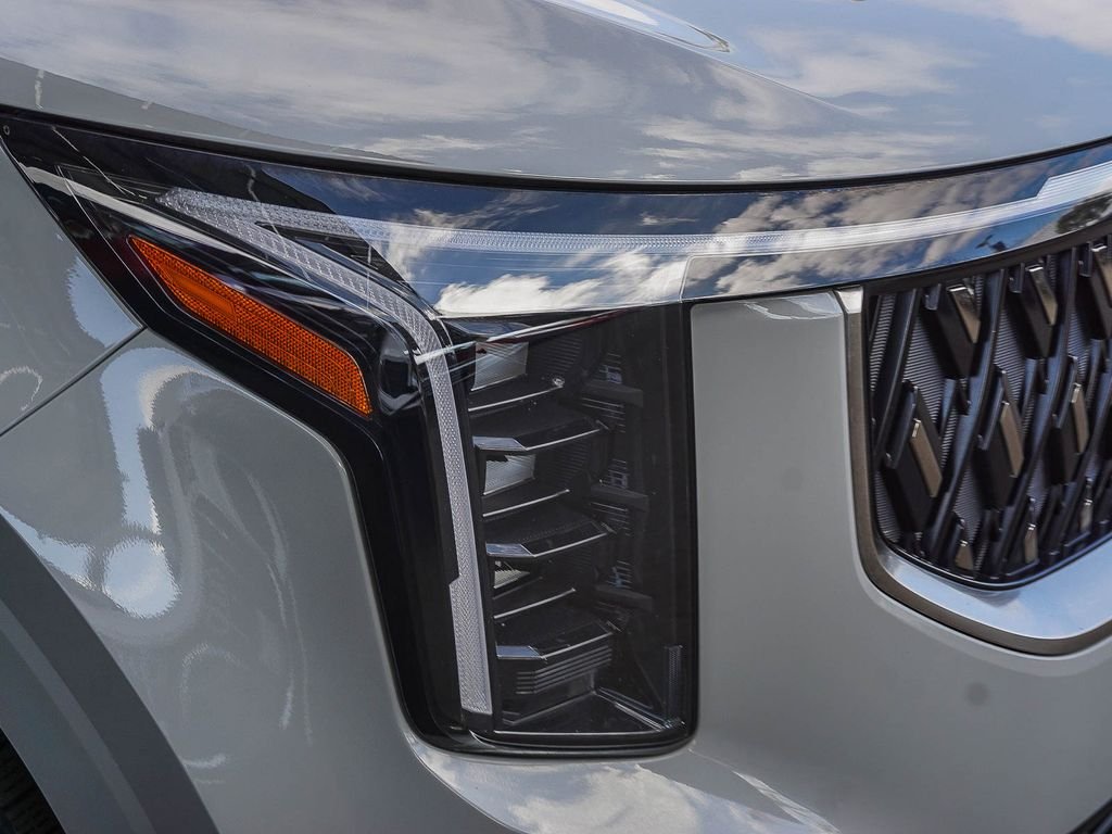 Used 2025 White Kia EX image 8