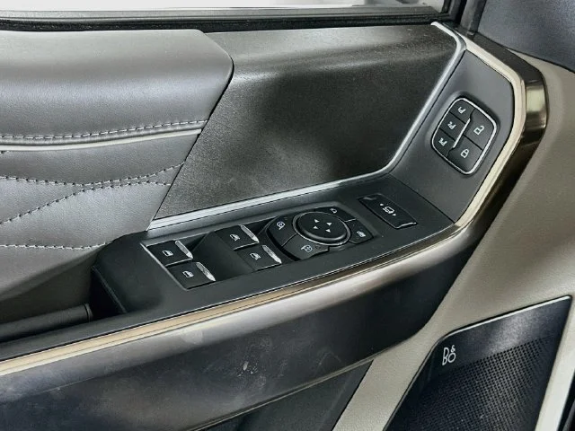 New 2026 Black Ford Platinum image 10