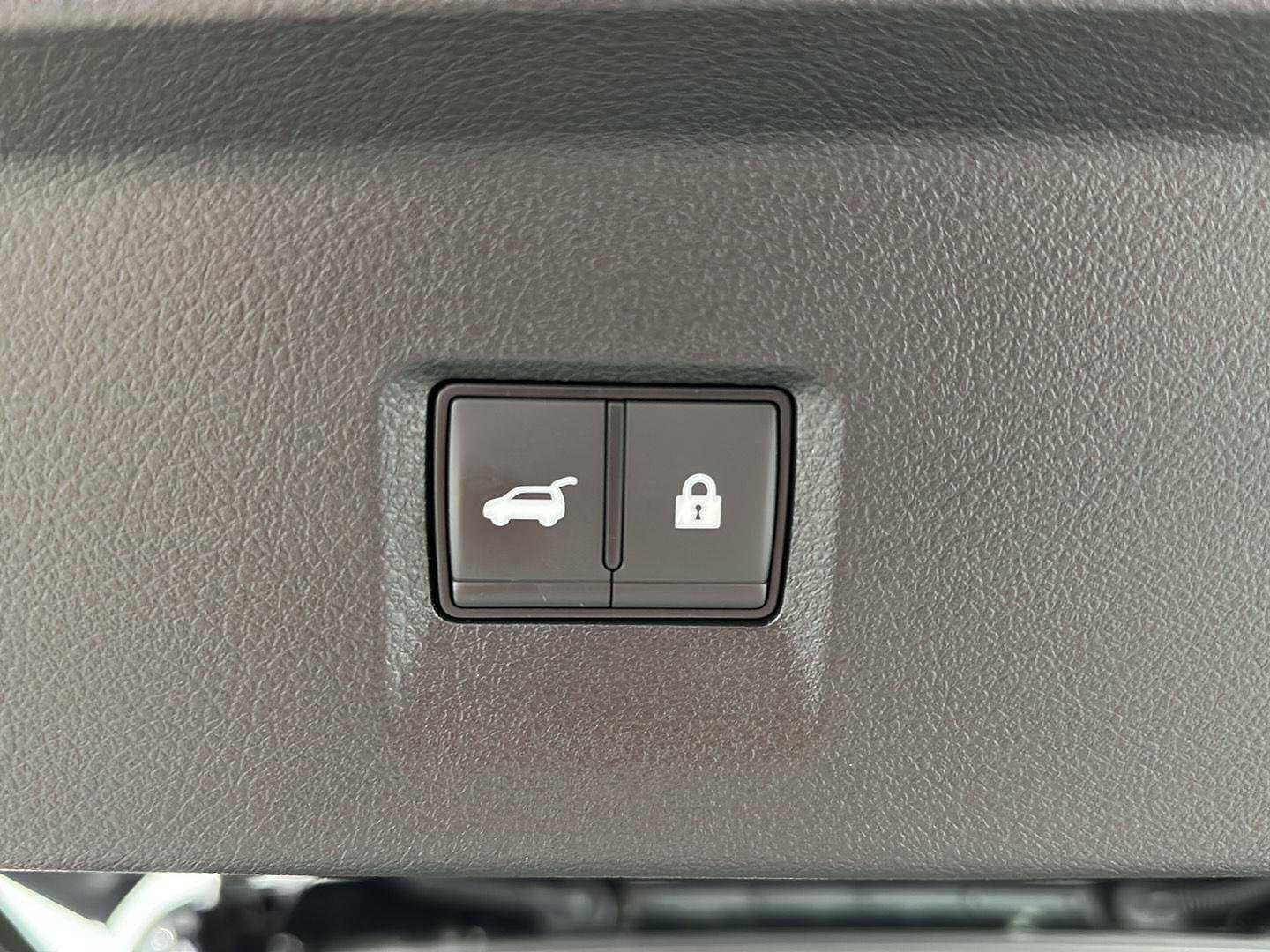 Used 2026 Mineral Black INFINITI LUXE image 41