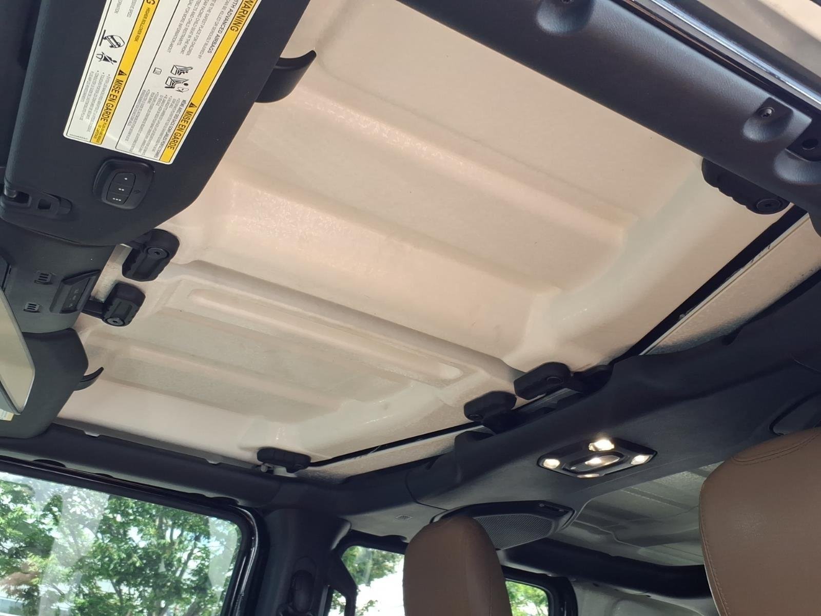 Used 2023 Black Clearcoat Jeep Sahara image 6