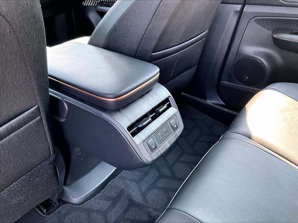 Used 2023 Gray Nissan ENGAGE image 25